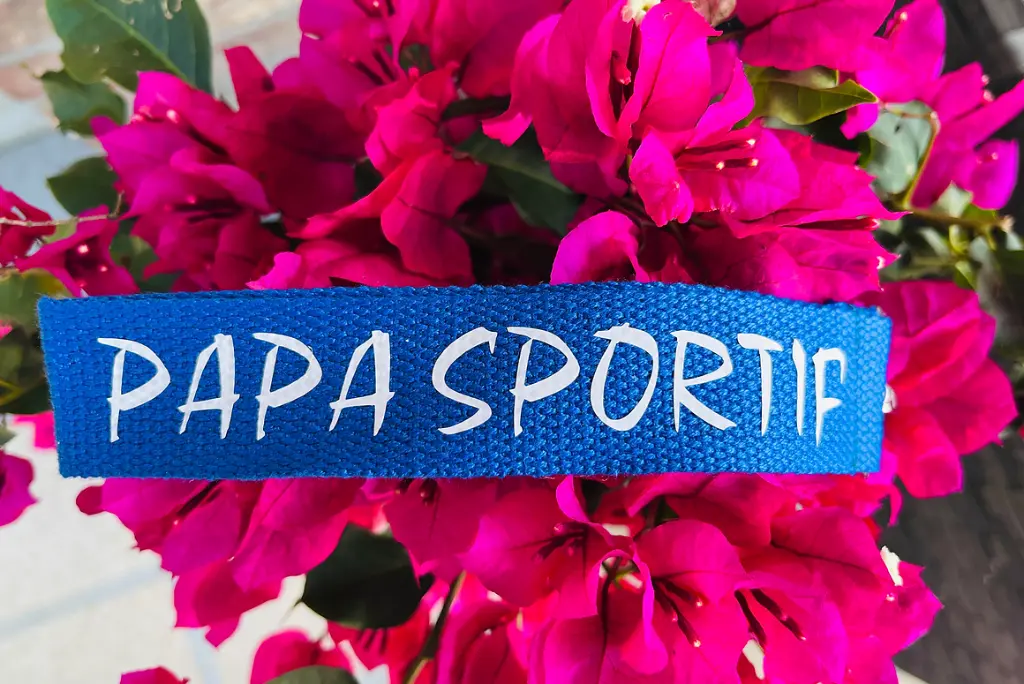 Porte-clés "Papa Sportif "  (Rouge, Rose pailletés)